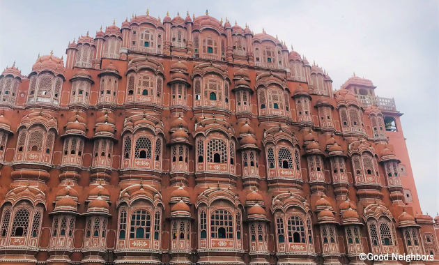 ピンク・シティの「ハワー・マハル（風の宮殿）」