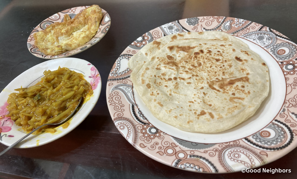 バングラデシュの朝食チャパティ