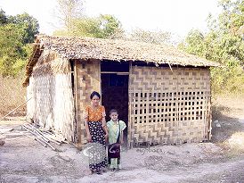 ミャンマー大型サイクロン災害支援